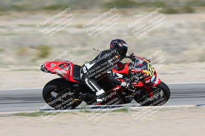 media/Jan-15-2026-Racers Edge (Thu) [[dfebeb70ab]]/2-A Group/Session 3 (Turn 15 Inside Pans)/